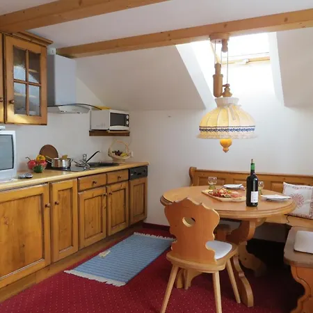 Apartamento Gaestehaus Am Berg