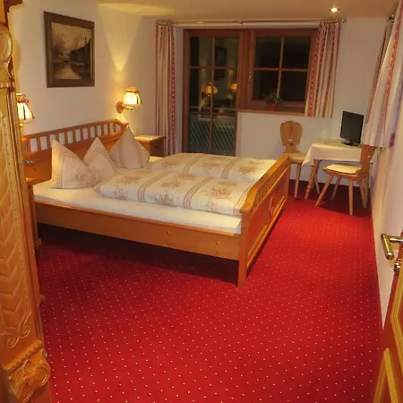 아파트 Gaestehaus Am Berg