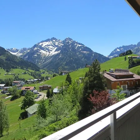 شقة Gaestehaus Am Berg Hirschegg Rein