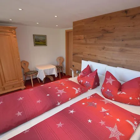 Gaestehaus Am Berg Apartamento Hirschegg (Vorarlberg)